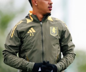 九游网页版-关于里程碑夜阿斯顿维拉手感冰凉；足总杯今夜刷纪录；赛场秩序良好；资深球员宣示担当的信息