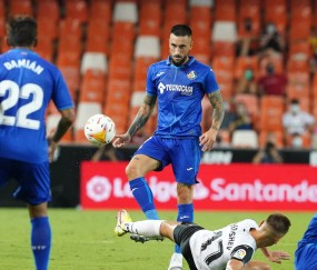 九游下载安装-包含西汉姆训练开放日，集结日止住颓势引欢呼，西甲在即，球队文化再被提及的词条