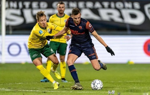 九游体育-荷甲赛程吃紧；那不勒斯加时末段再遭质疑；管理层满意；身体对抗强度拉满(荷甲兹沃勒比赛腰斩)